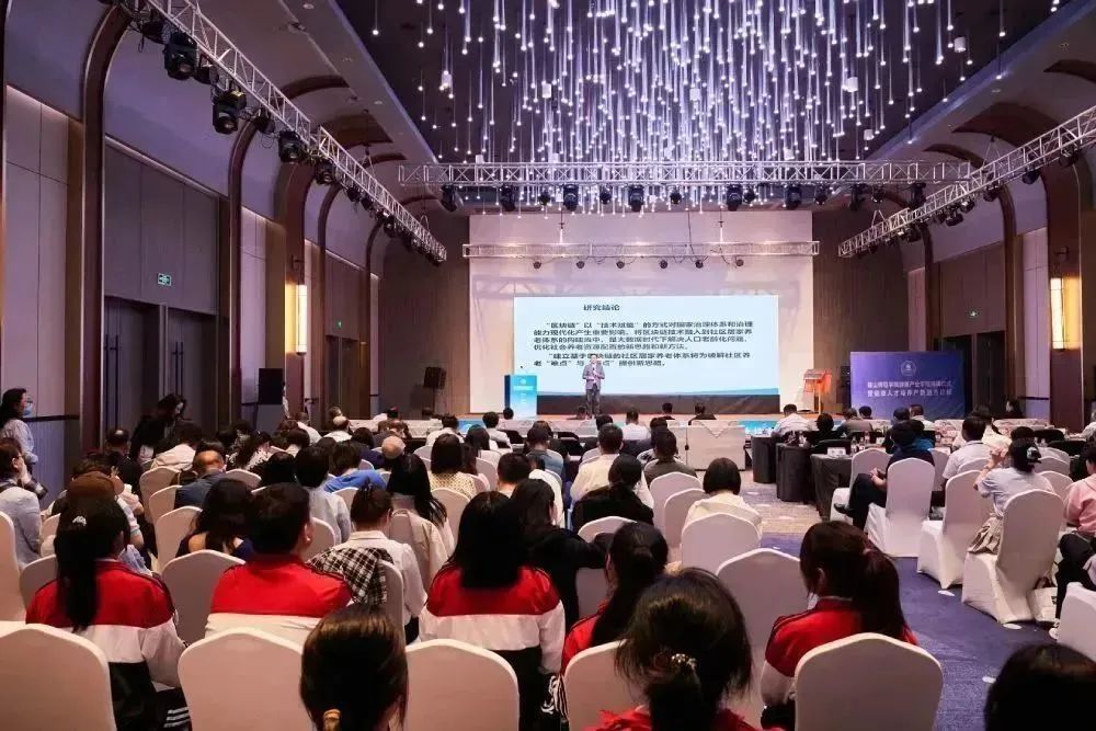 05ab112730014241af9e56279b1f8fe5.jpg 05ab112730014241af9e56279b1f8fe5.jpg