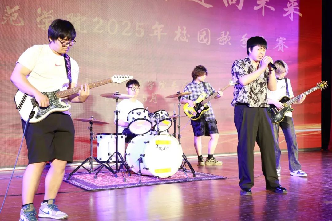 e60dd6075b074a868f35278994dfe33f.jpg