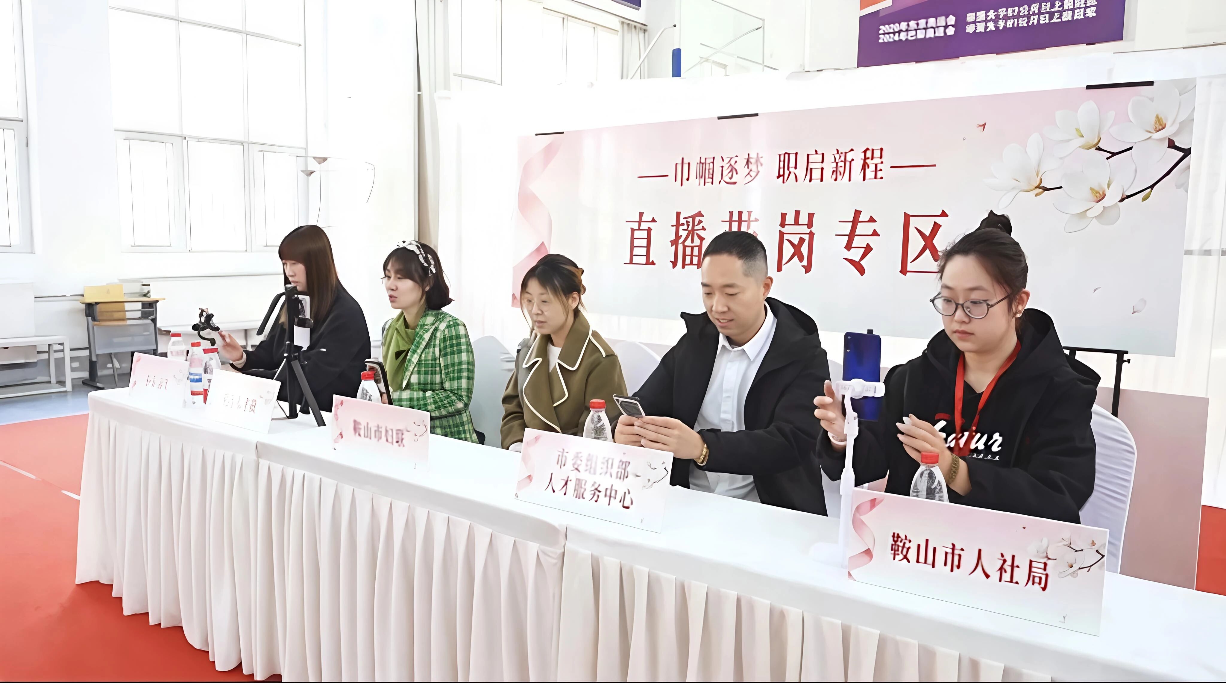 abafb09d39d94339861127a64b304541.jpg