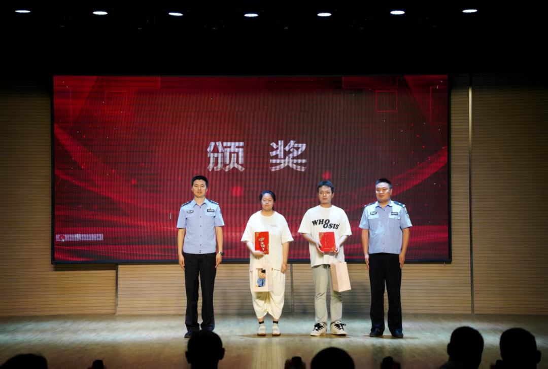 e9b874e3f3bf4de6983e96f0fa304f26.png e9b874e3f3bf4de6983e96f0fa304f26.png