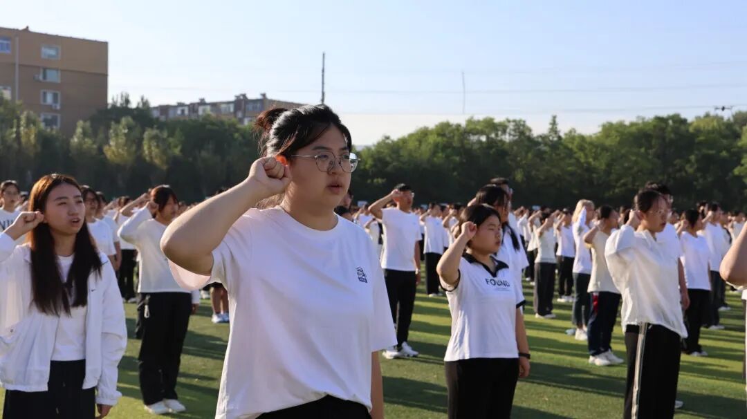 32b9c8e42fb5434599d4087a81e9fc2a.jpg 32b9c8e42fb5434599d4087a81e9fc2a.jpg