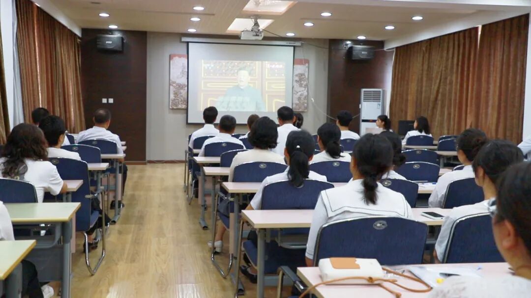 3eaf15cdbd9343f6a23b151bae9e1141.jpg 3eaf15cdbd9343f6a23b151bae9e1141.jpg